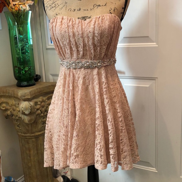 Sequin Hearts Dresses & Skirts - Sequin Hearts size 5 Party/prom Dress